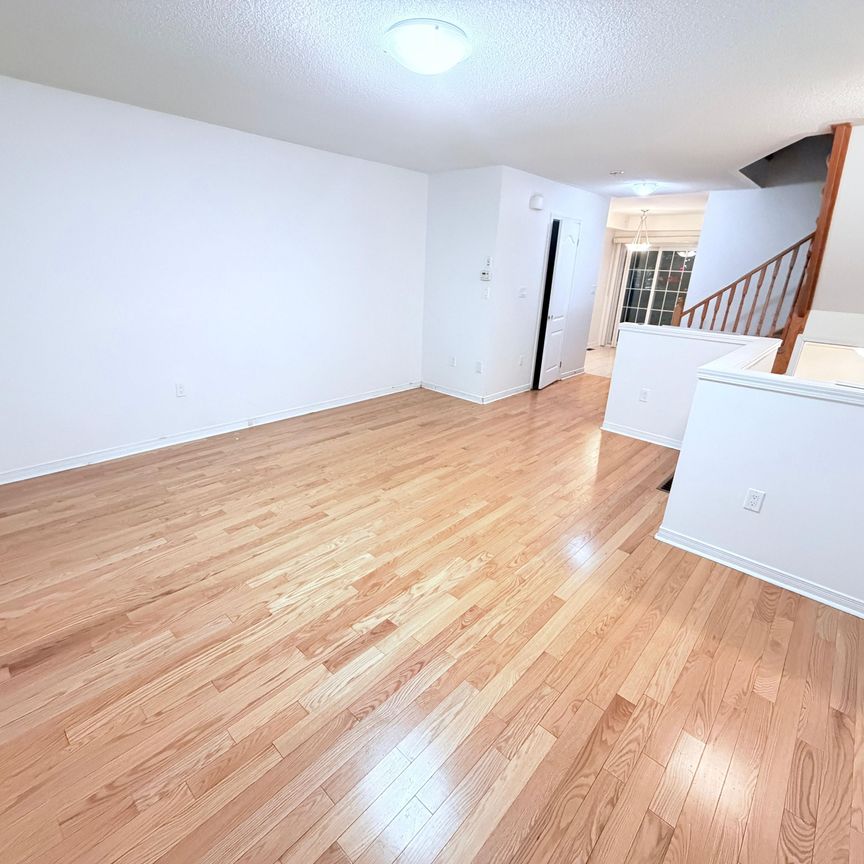 For Lease - 37 Magpie Way, Whitby, Ontario - Photo 1