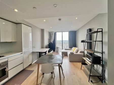 Walworth Road, London - Photo 3