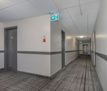 Claire Oak Apartments - Photo 3