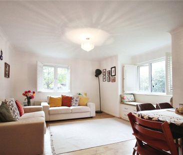 Princes Road, Weybridge - Photo 2