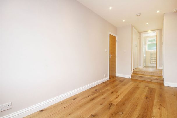 4 Bedroom House -Semi-Detached to rent - Photo 1