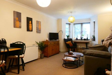 1 bedroom flat to rent - Photo 3