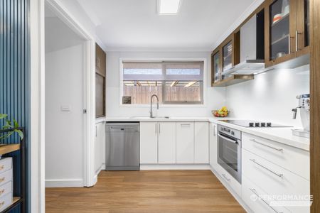 14 Famechon Road, Chelsea VIC 3196 - House For Rent | Domain - Photo 2