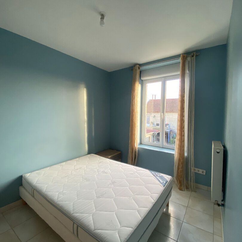 Location Appartement 1 pièce 25m² - Photo 1