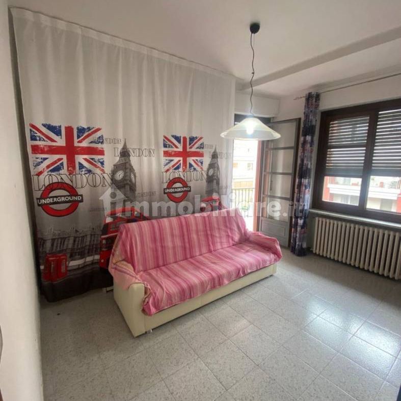 Trilocale via Goito 10, Centro, Bra - Photo 1