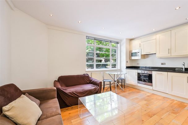 One Bedroom Apartment in the Heart of Chelsea - Photo 1