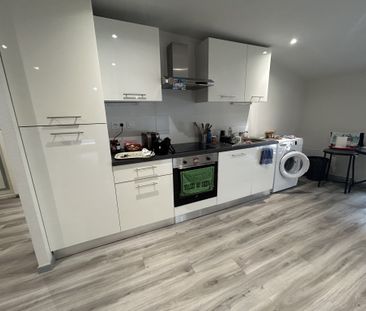 Location Appartement 2 pièces 51m² AGEN 47000 - Photo 2