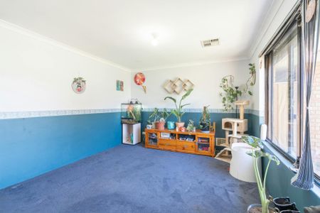 4x2 with extra kitchenette Pool servicing included. - Photo 3
