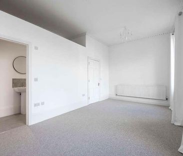 Clarence Road, Cheltenham, GL52 - Photo 3