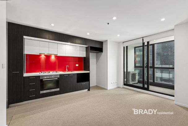 1708/5 Sutherland Street, Melbourne - Photo 1