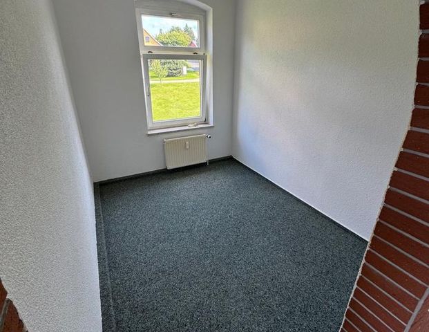 Frisch RENOVIERT: Gemütliche 3-Raum-Wohnung auf dem Land - Foto 1