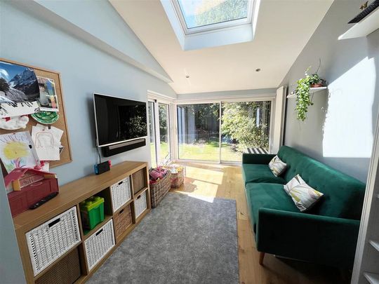 4 bedroom house to rent - Photo 1