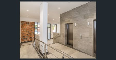 Affordable Living in Heart of Subiaco - Photo 2