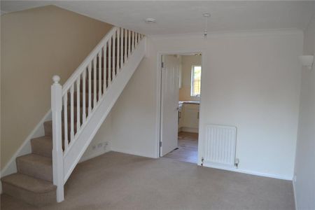 2 bedroom terraced house to rent - Photo 3