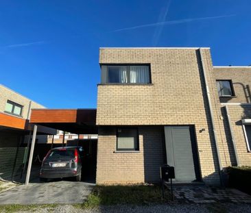 Instapklare, moderne woning met tuin en carport nabij het centrum! - Foto 3