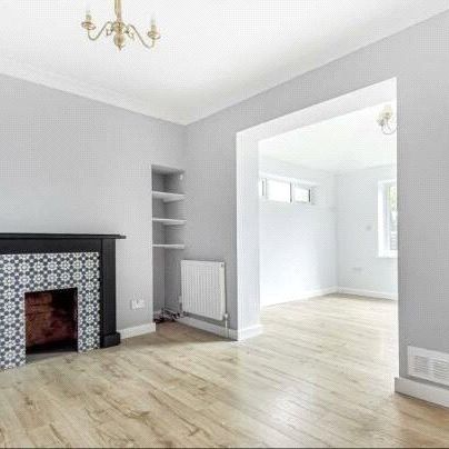 3 bedroom maisonette to rent - Photo 1