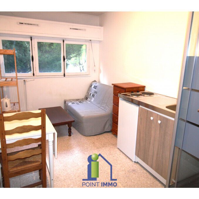 Appartement 1 pièces 10m2 MARSEILLE 12EME 380 euros - Photo 2