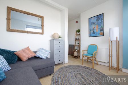 Studio to rent - Photo 2