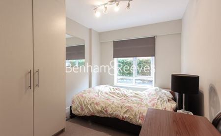 2 Bedroom flat to rent in Boulevard Drive, Colindale, NW9 - Photo 3