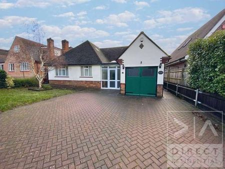 Yew Tree Bottom Road, Epsom, KT17 - Photo 5