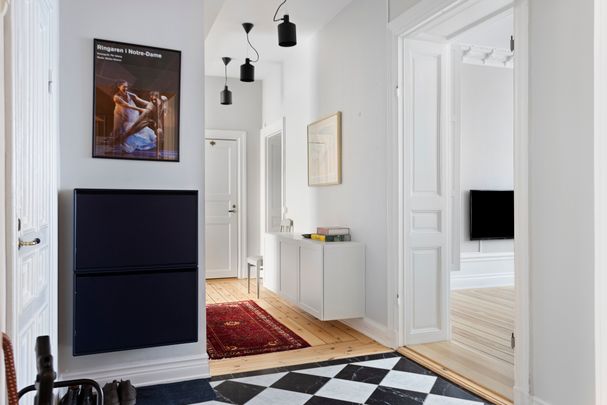 Grev Magnigatan, Stockholm - Foto 1