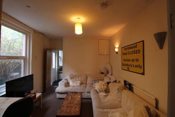 5 bedroom detached house to rent - Photo 1