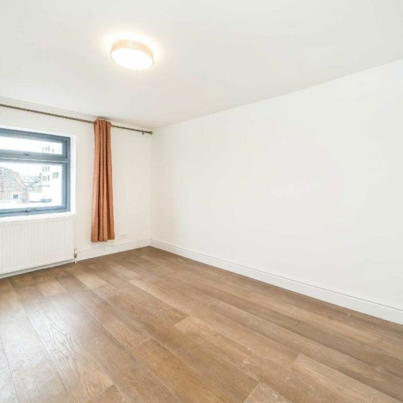 Edgeley Lane, SW4, London - Photo 1