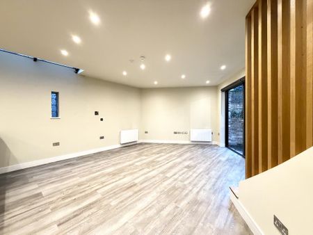 2 bedroom semi-detached house to rent - Photo 2