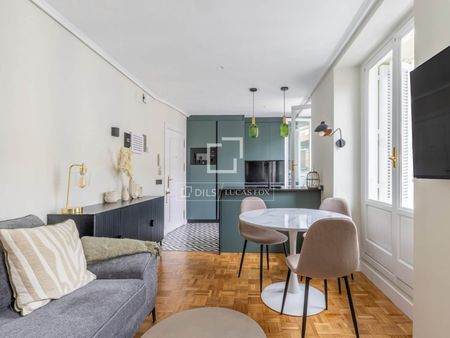Excellent 1 Bedroom apartment for rent in Sol, Madrid - Photo 4