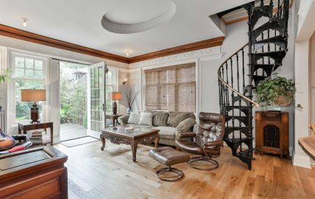 For Lease - 4 Wellesley Place, Toronto, Ontario - Photo 3