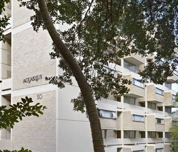 Contemporary Parkside Studio In Seidler Designed Aquarius - Photo 3