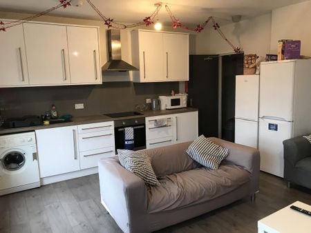 1 bedroom flat to rent - Photo 3