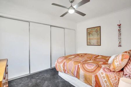 2/17 Dundee Street, Reservoir VIC 3073 - Photo 4