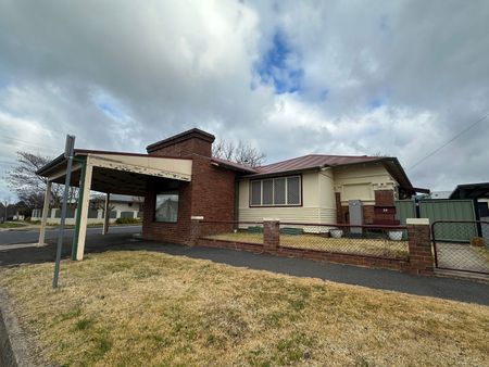 Home For Rent - Photo 3