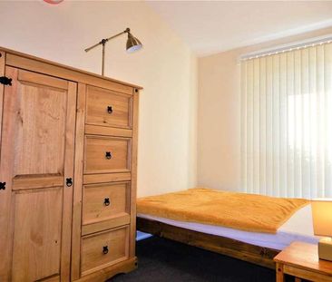 Ulcombe Gardens, Canterbury, CT2 - Photo 3