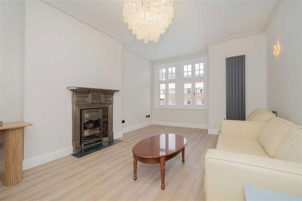 3 bedroom flat to rent - Photo 1
