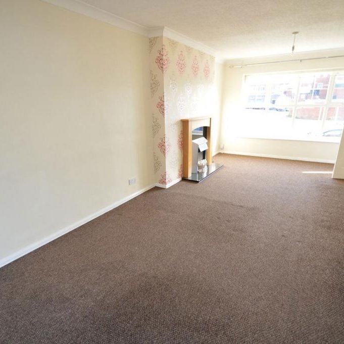 3 bedroom semi-detached house to rent - Photo 1