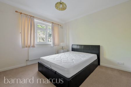 Holden Road, London, Woodside Park - Photo 4