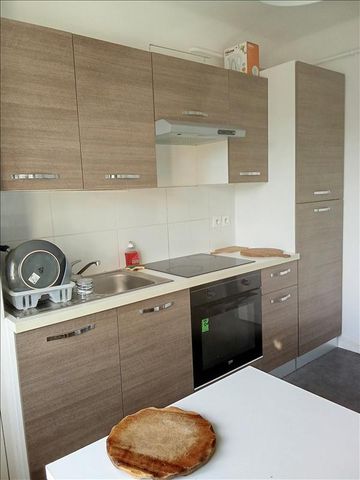 4 pièces - Meublé - 71,89 m² - 4ème étage - Colocation autorisée - Photo 5