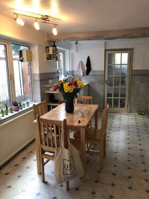 Room in a Shared House, Ravenshurst Avenue, NW4 - Photo 1