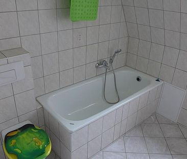 Frisch renovierte 3-Raum-Wohnung Richtung Frankenhausen! - Photo 2