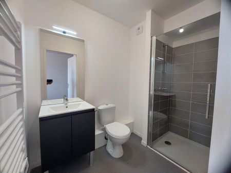 location Appartement T0 DE 21.35m² À COLOMBELLES - Photo 2