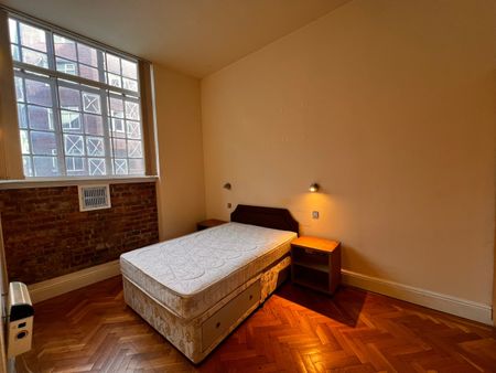 1 Bed Flat, Eastgate, LS2 - Photo 4