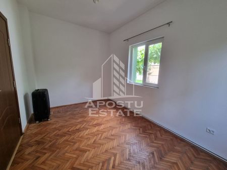 Casa individuala cu 3 camere in Calea Sagului, cu curte s... - Fotografie 4