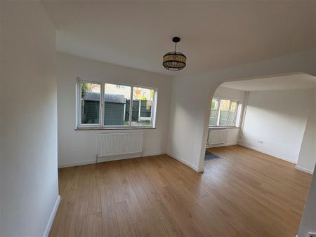 The Crescent, Doncaster, Woodlands - Photo 2