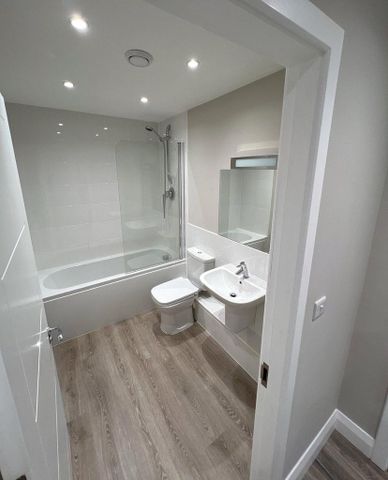 2 bedroom apartment to rent - Photo 2