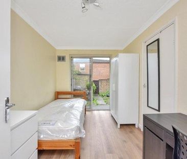 4 bedroom house share to rent - Photo 3