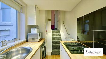 The Elms, Ashbrooke, Sunderland, SR2 - Photo 4