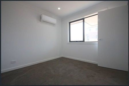 Modern Granny Flat in Spring Farm! - Photo 4