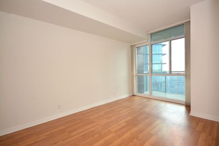 For Lease - 220 Burnhamthorpe Road Unit# 1805, Mississauga, Ontario - Photo 2